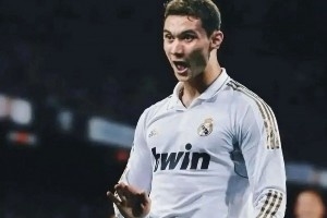 今日趣圖：大家都誤會羅哥了，真正的羅哥現(xiàn)在在拜合拉木身上呢~