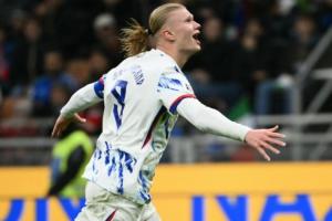 挪威第1人！25歲哈蘭德8場(chǎng)16球帶隊(duì)進(jìn)世界杯，曾斬三冠王+金球第2