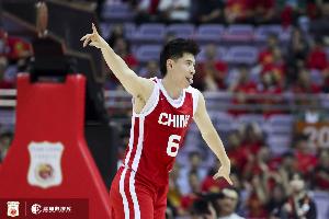 替下胡明軒！男籃今晚首發(fā)：高詩巖程帥澎朱俊龍小曾周琦 ???