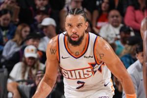 ??我得贏得老詹的尊重！狄龍半場16中11轟出23分！