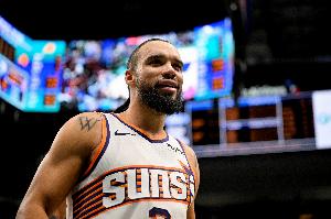 以其人之道！狄龍單打里夫斯 對抗下后仰中投打成2+1！