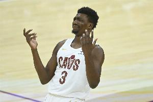 近5戰(zhàn)1勝4負(fù)！托布：比賽總會(huì)有起伏 我們要保持斗志繼續(xù)拼搏