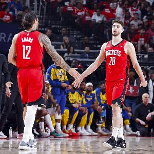 予取予求！火箭本場內(nèi)線得分達到78分 比對手整整多出32分！