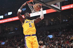 湖人VS猛龍L2M：全場共1次漏判對(duì)湖人有利 漏吹艾頓進(jìn)攻三秒