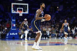 狀態(tài)在線！喬治半場出戰(zhàn)12分鐘 6中4拿到11分2助