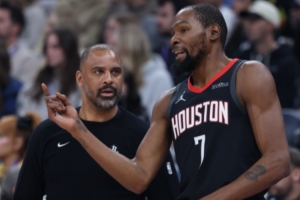 鍵盤俠|KD交易就是打劫！火箭復(fù)興應(yīng)記狄龍一功！卡皇plus依舊強