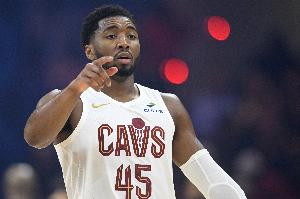 騎士背靠背輸給一堆人不打的勇士 戰(zhàn)績(jī)14勝11負(fù)&排東部第8