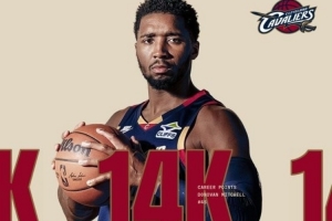 很穩(wěn)定！生涯第九個(gè)賽季 米切爾生涯總得分突破14000分