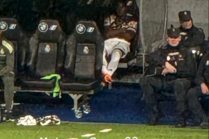 凡謙卑者，必升為高！引用《圣經(jīng)》，父親社媒勉勵(lì)恩德里克