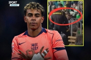 意媒：父親慶祝亞馬爾進球時太興奮，惹惱貝蒂斯球迷并被帶離看臺