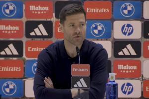 你覺得自己有能力帶球隊走出困境嗎？阿隆索：我們當然會團結(jié)一致