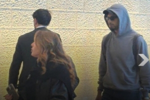 每體：阿勞霍抵達(dá)以色列調(diào)整心態(tài)，受到人們熱烈歡迎