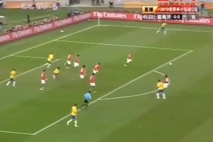 被C羅球迷問無語??！徐亮：梅西比不了C羅，C羅已世界杯奪冠