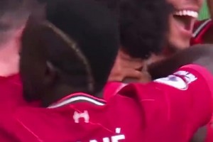 身穿巴黎球衣的球迷當(dāng)眾嘲笑阿切爾比后，意大利后衛(wèi)表示無(wú)法接受