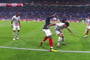 博格巴：巴佩看好了，哥只教一次！