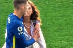 網(wǎng)友：不羨鴛鴦不羨慕仙，只羨慕哈弗茨的每一天！