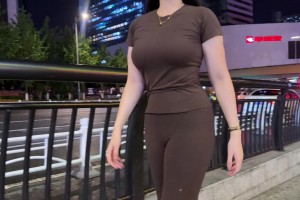 微胖天花板！肘子姐秀身材：魅力這一塊拿捏了??