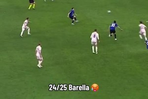 這是你的青春嗎？卡卡把球傳出后，便是外星人的表演時(shí)刻！