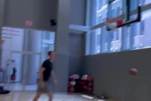 新球隊(duì)新氣象！老杜已經(jīng)回到球場(chǎng)開啟訓(xùn)練！