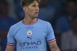 蘇亞雷斯賽后：我們要糾正今天的失誤，不然踢大巴黎時(shí)會(huì)付出代價(jià)