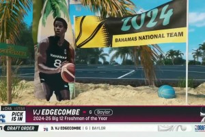 巴哈馬天才后衛(wèi)！VJ-埃奇庫姆當(dāng)選探花上臺同蕭華握手