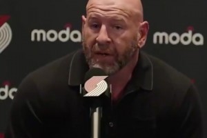 開拓者總經(jīng)理：我們關(guān)注楊瀚森很久了，很激動(dòng)能選中他，我們會(huì)重點(diǎn)培養(yǎng)他