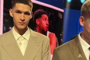 NBA選秀大年啊！小綠屋選秀熱門新秀們合影！