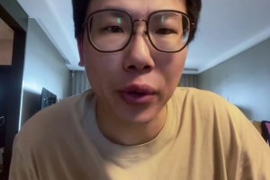 無(wú)懸念！美國(guó)之子弗拉格當(dāng)選狀元，上臺(tái)與蕭華握手！