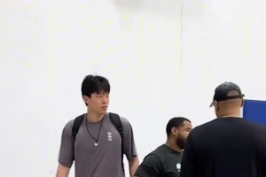 16順位去了開拓者！此前孟超探班楊瀚森，在洛杉磯訓練揮汗如雨