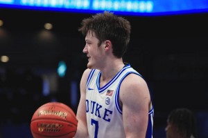 本屆最強(qiáng)射手！40.6%三分命中率！黃蜂4號(hào)簽選擇克尼佩爾！