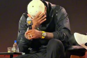 當(dāng)詹姆斯被呼吁再打十年 ...