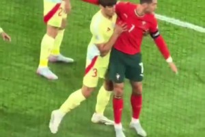 40歲歐國(guó)聯(lián)仍遭瘋狂盯防！C羅：防守歸防守，空氣給一下子嘛