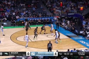 湖人再簽北卡冠軍后衛(wèi)！RJ-戴維斯大學(xué)場均17.2分高光集錦