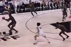 臥槽臥槽！NCAA曾出現(xiàn)如此逆天死亡隔扣