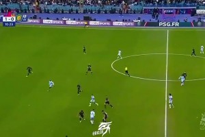 什么水平？C羅對(duì)陣巴黎上演花式穿襠過(guò)人