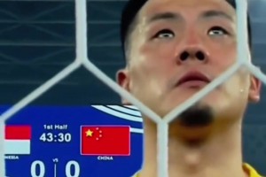 “雷公殿母”哥倆好，王大雷社媒曬與劉殿座打網(wǎng)球