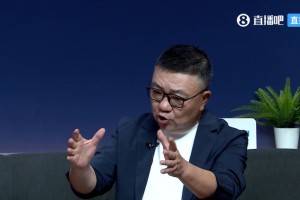 董路批久爾杰維奇下半場換人調(diào)整：孩子死了，奶媽來了！