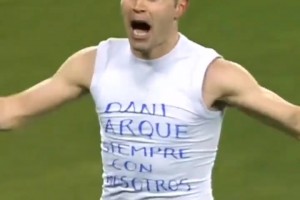 精準(zhǔn)預(yù)判，快速下地！布馮這樣的神奇撲救，你還知道哪些？