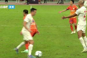 不容易！感覺韋世豪到哪都會(huì)被罵，昔日被換下被罵SB