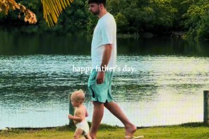 誰(shuí)更漂亮？C羅前女友伊蓮娜穿“獅子頭”小黑裙閃耀時(shí)裝周