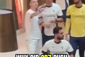 馬卡報：C羅推開想合影的球迷，發(fā)生了什么？