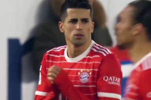 你說(shuō)你惹他干嘛！名場(chǎng)面：面對(duì)挑釁，C羅選擇用進(jìn)球來(lái)回應(yīng)！