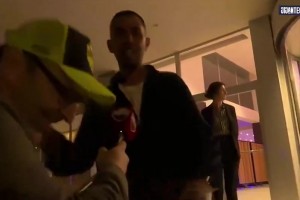 C羅兩個(gè)月前曾言：我不再相信個(gè)人獎(jiǎng)項(xiàng)，因?yàn)槲抑浪鼈儽澈笈? >
                                        </div>
                                    </div>
                                                                        <div   id=