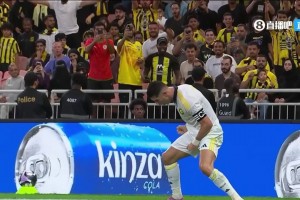 空中霸主！C羅前插門前頭球轟炸破門！攻入個(gè)人生涯第946球！