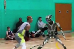 以后是不是都不需要陪練啦？