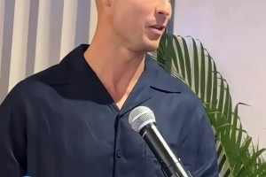 在沙特開植發(fā)診所！C羅：這里是我的第二故鄉(xiāng)，對我來說很特別