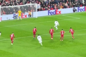 撲出C羅點(diǎn)球的門將不簡(jiǎn)單！凱萊赫昔日也曾撲出姆巴佩點(diǎn)球