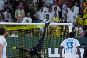 法拉利老了也還是法拉利！慢鏡頭欣賞C羅精彩世界波