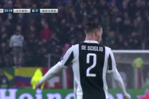 當年西媒獨家鏡頭：C羅主罰點球前后，皇馬尤文兩隊球員斗智斗勇