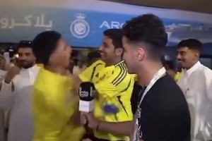 暴怒的勝利球迷：實際上C羅唯一的目標就是打入1000個進球